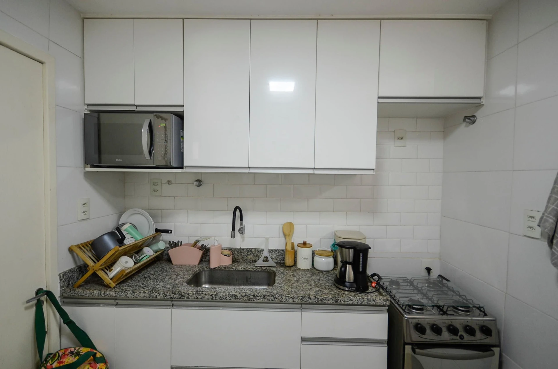 Apartamento mobiliado, 55 m², com janelas do piso ao teto — photo 8