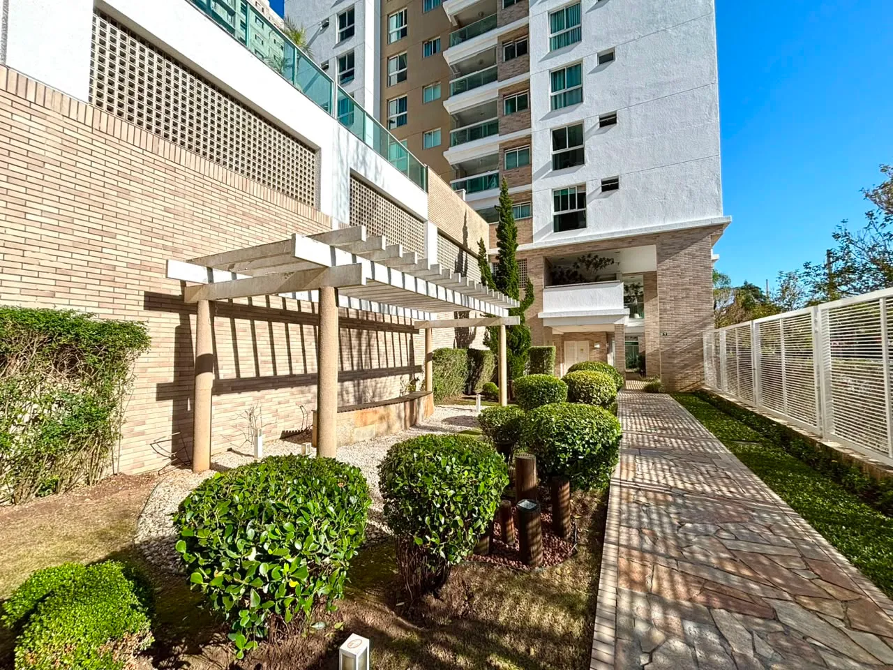 75 m² apartment with 2 bedrooms and a balcony — photo 28