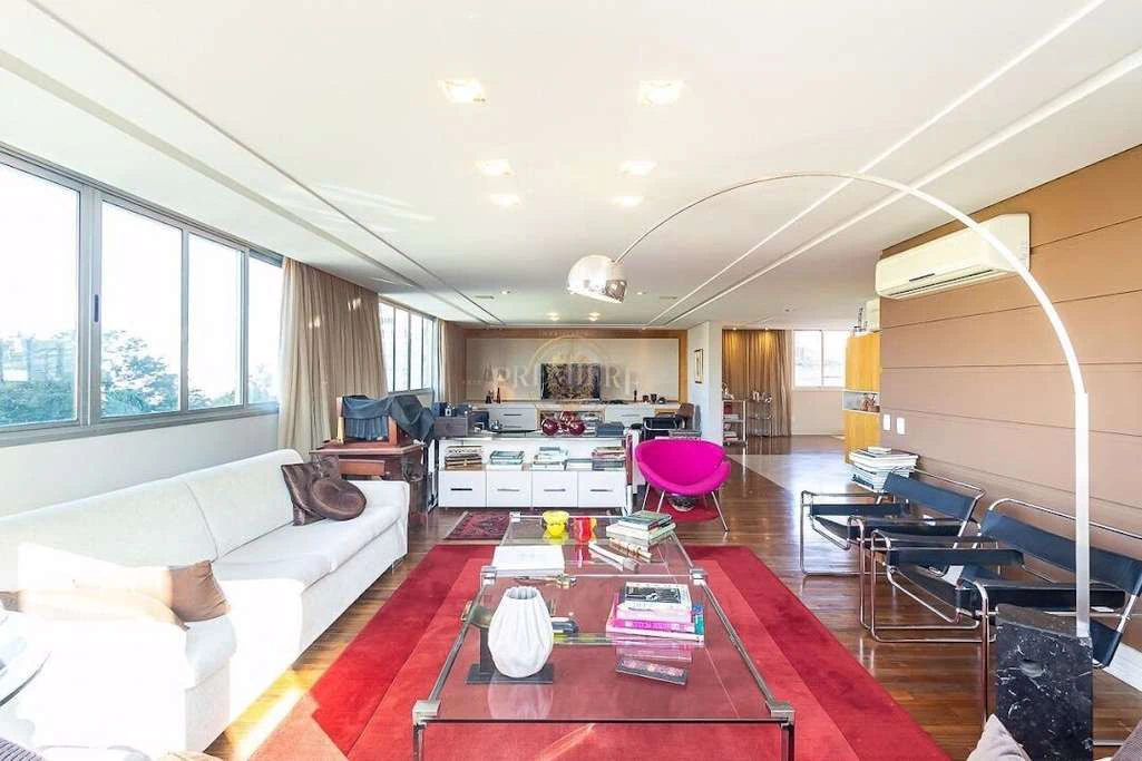 4-bedroom apartment with 381 m² and 2 parking spaces — photo 5