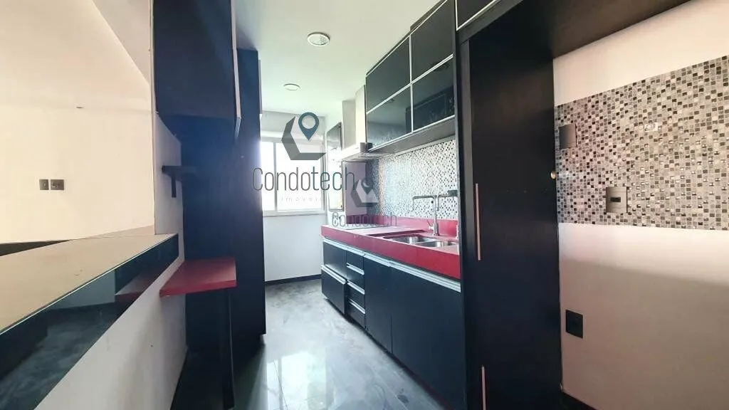 2-bedroom apartment with 2 bathrooms and 1 parking space — photo 2