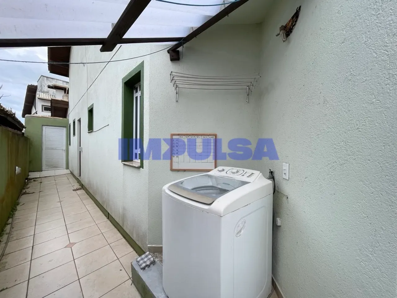 Furnished 1-bedroom apartment with 1 parking spot — photo 17