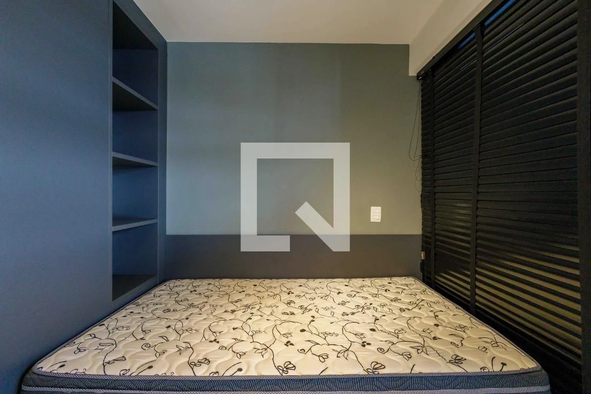 Apartamento mobiliado com 4 quartos e 4 banheiros — photo 37