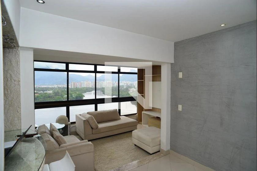Furnished 1-bedroom apartment with condo pool