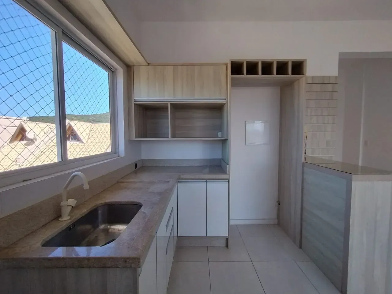 2-bedroom apartment with a washing machine in Florianópolis — photo 8