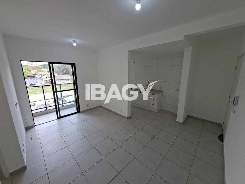 Apartamento de 2 dormitórios com churrasqueira privativa