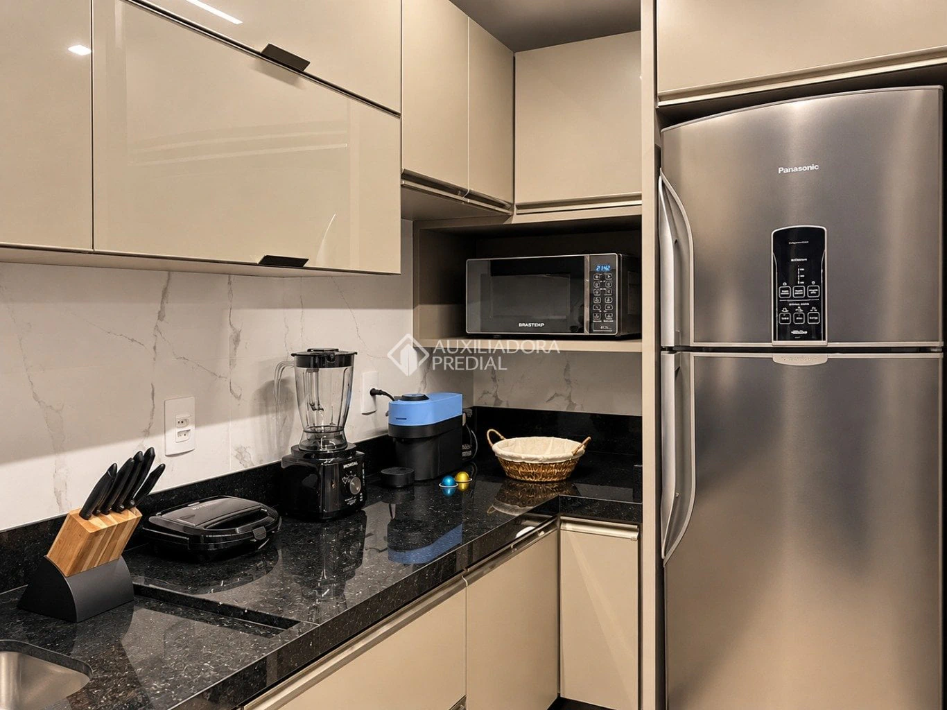2-bedroom apartment with a private pool in Florianópolis — photo 16