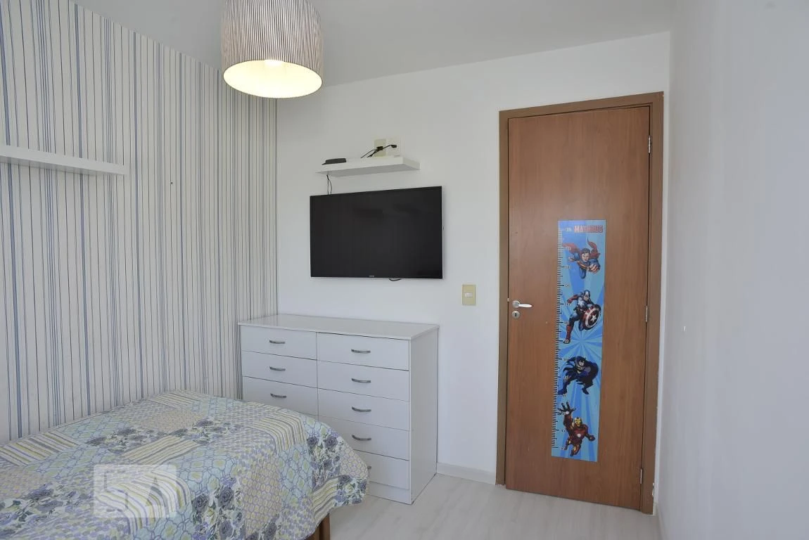 2-bedroom apartment with a mountain view — photo 10