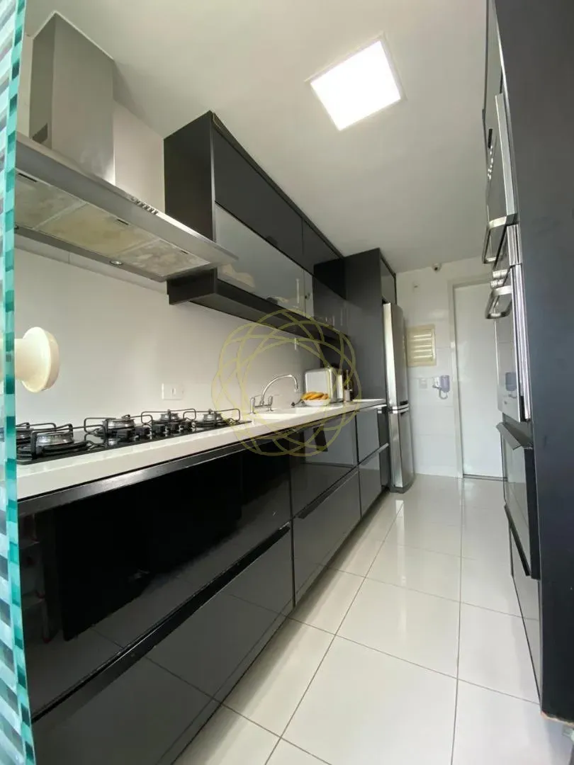 Duplex penthouse with 3 bedrooms and open-plan kitchen, 187 m² — photo 33