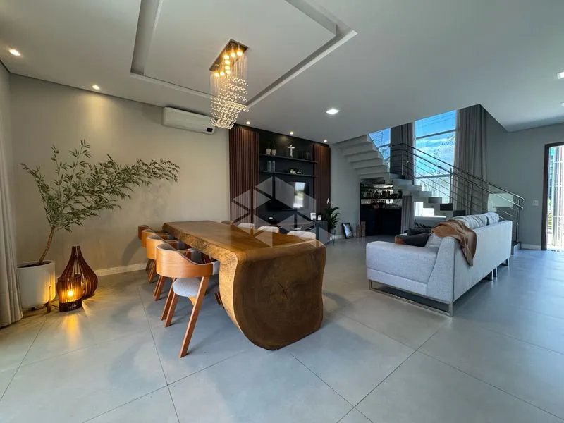 Furnished house with 4 en-suite bedrooms and private garden — photo 21