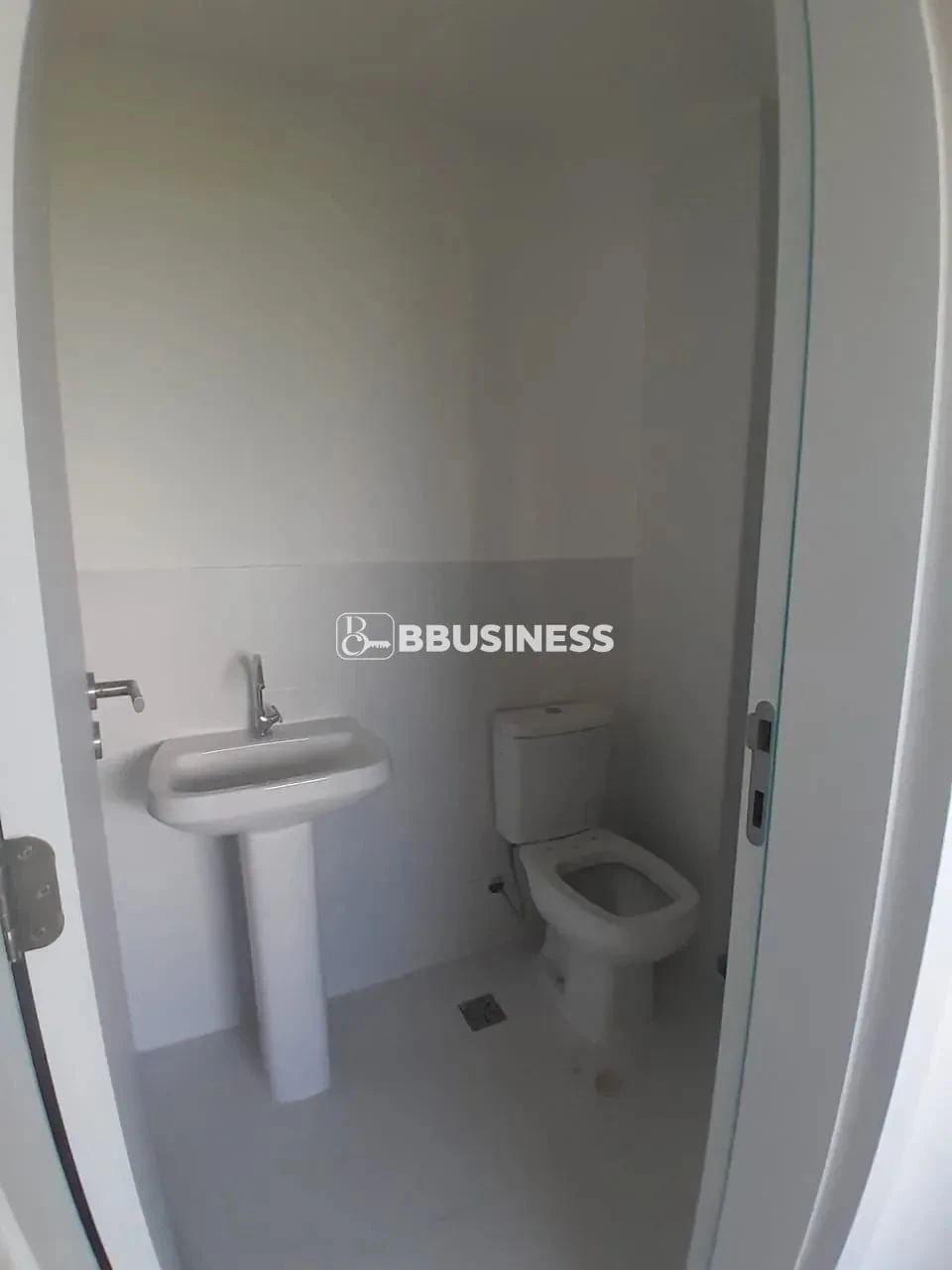 2-bedroom apartment with 2 bathrooms and 60 m² — photo 8