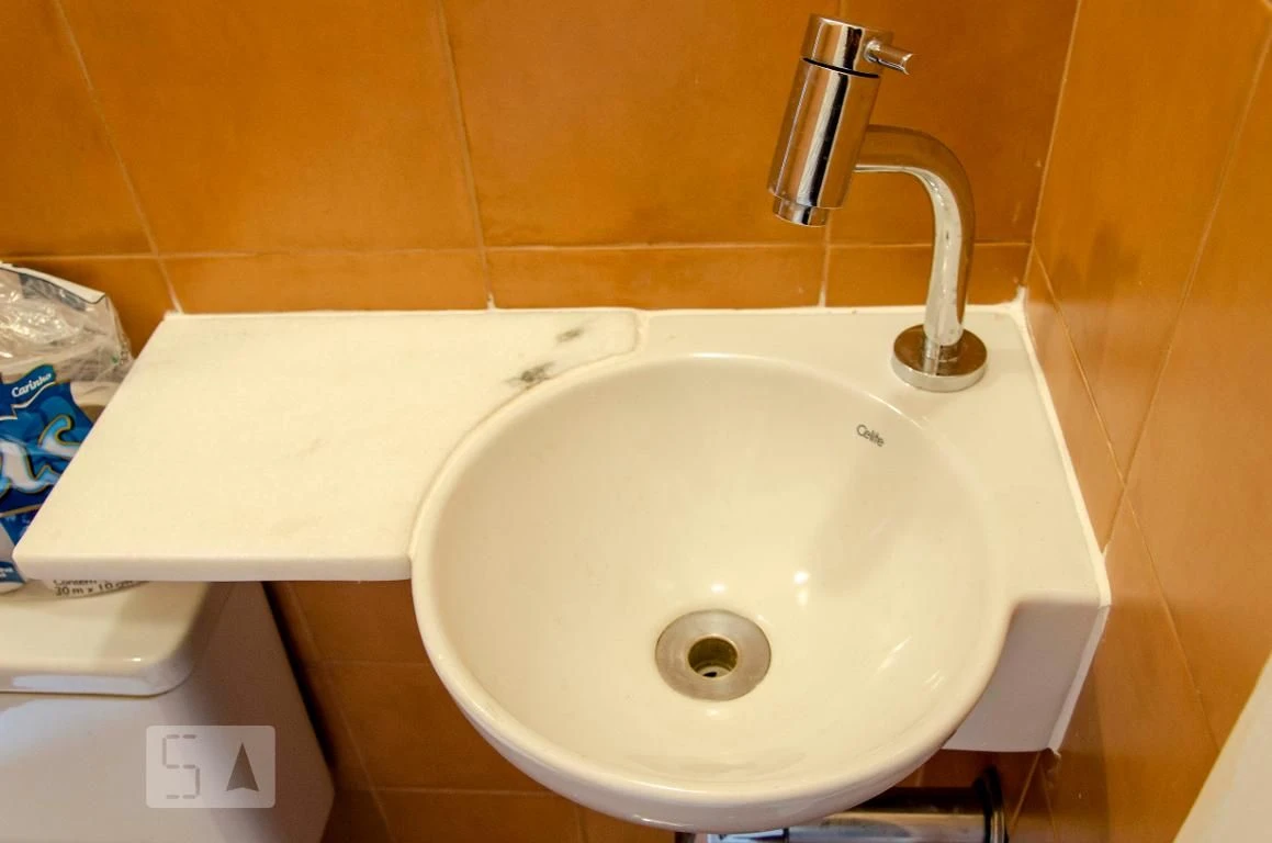 One-bedroom house with a garden in Rio de Janeiro — photo 18