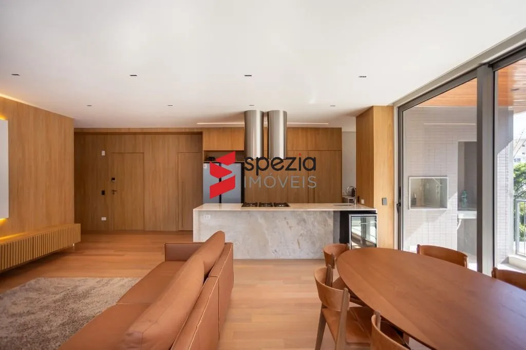 3-bedroom apartment with a grill on the balcony in Curitiba — photo 8
