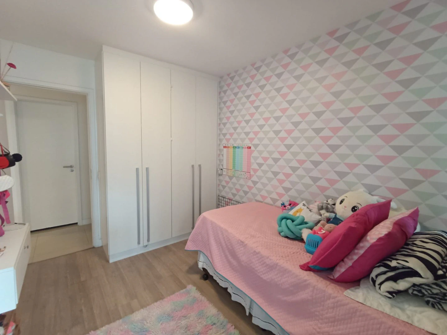 Furnished 86 m² apartment with an en-suite — photo 9