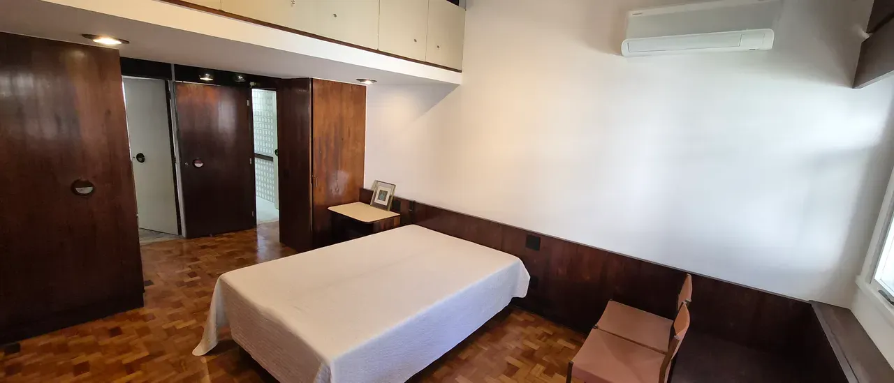 300 m² apartment with 4 bedrooms and gas kitchen — photo 41