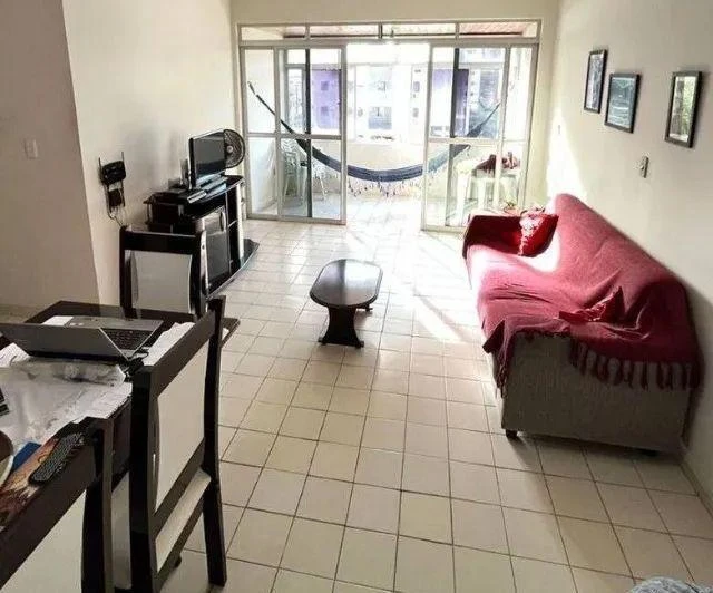 Furnished 3-bedroom apartment with 2 en-suite bathrooms — photo 4