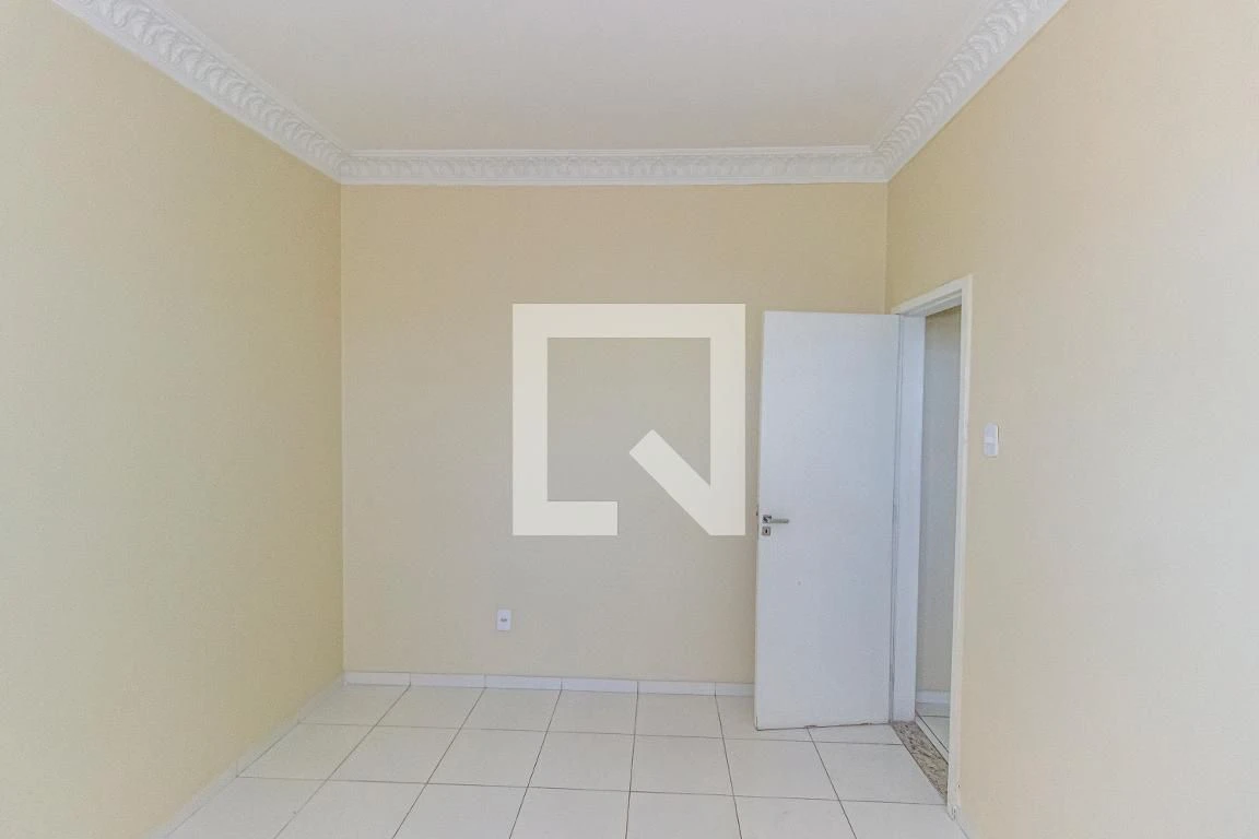 Unfurnished apartment with 3 bedrooms, 1 parking space — photo 33