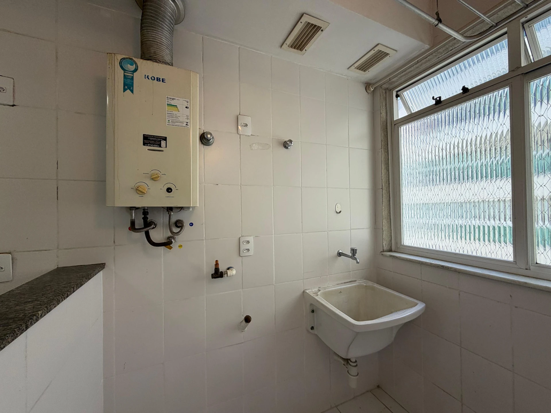 Apartamento de 3 dormitorios con 1 plaza, cocina cerrada — photo 18