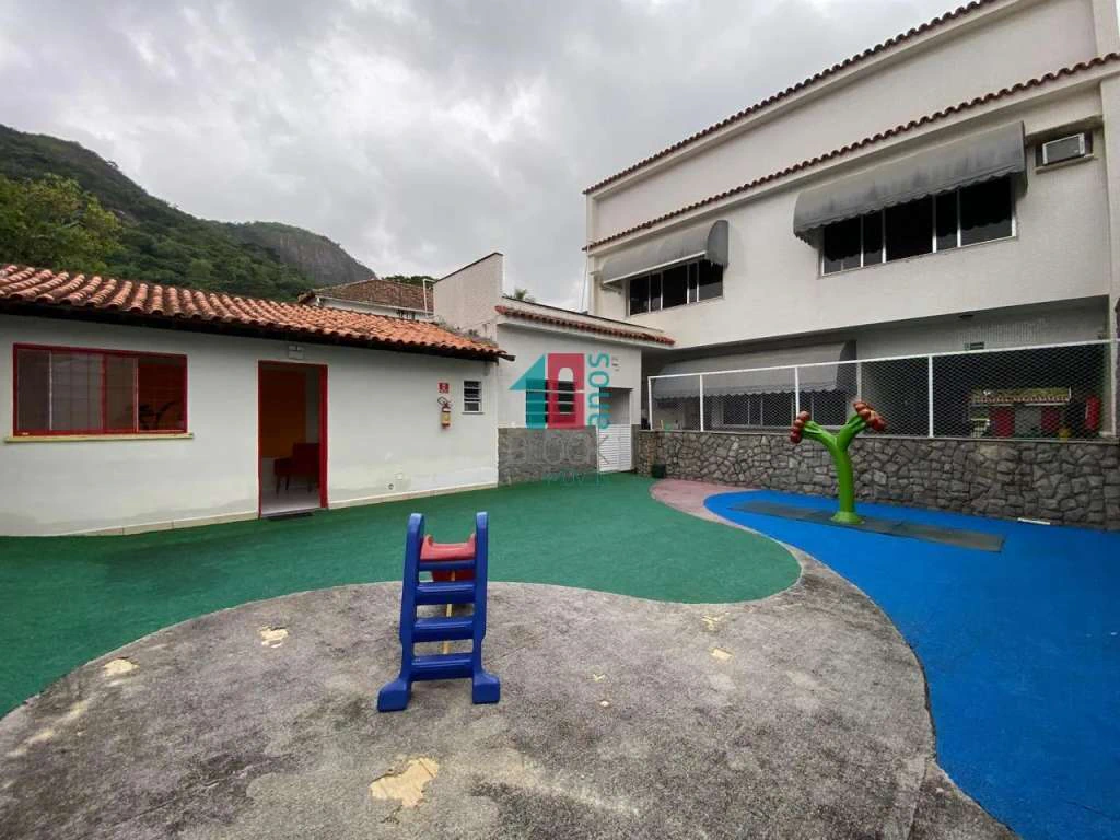 Casa duplex com 4 suítes e 6 banheiros, 450 m² — photo 23