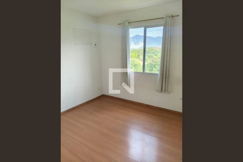 44 m² rental apartment with 2 bedrooms and closed kitchen — photo 14