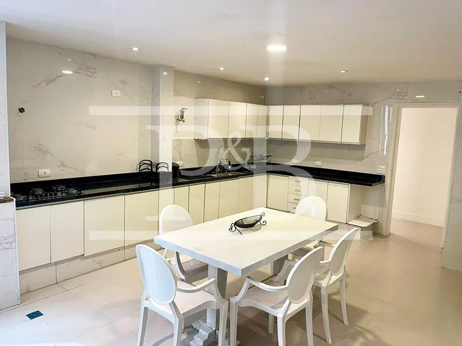 Furnished 4-bedroom apartment with open-plan kitchen — photo 23