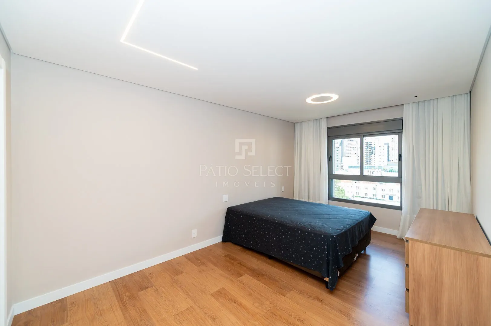 220 m² apartment with 3 en-suite bedrooms and 2 parking — photo 38