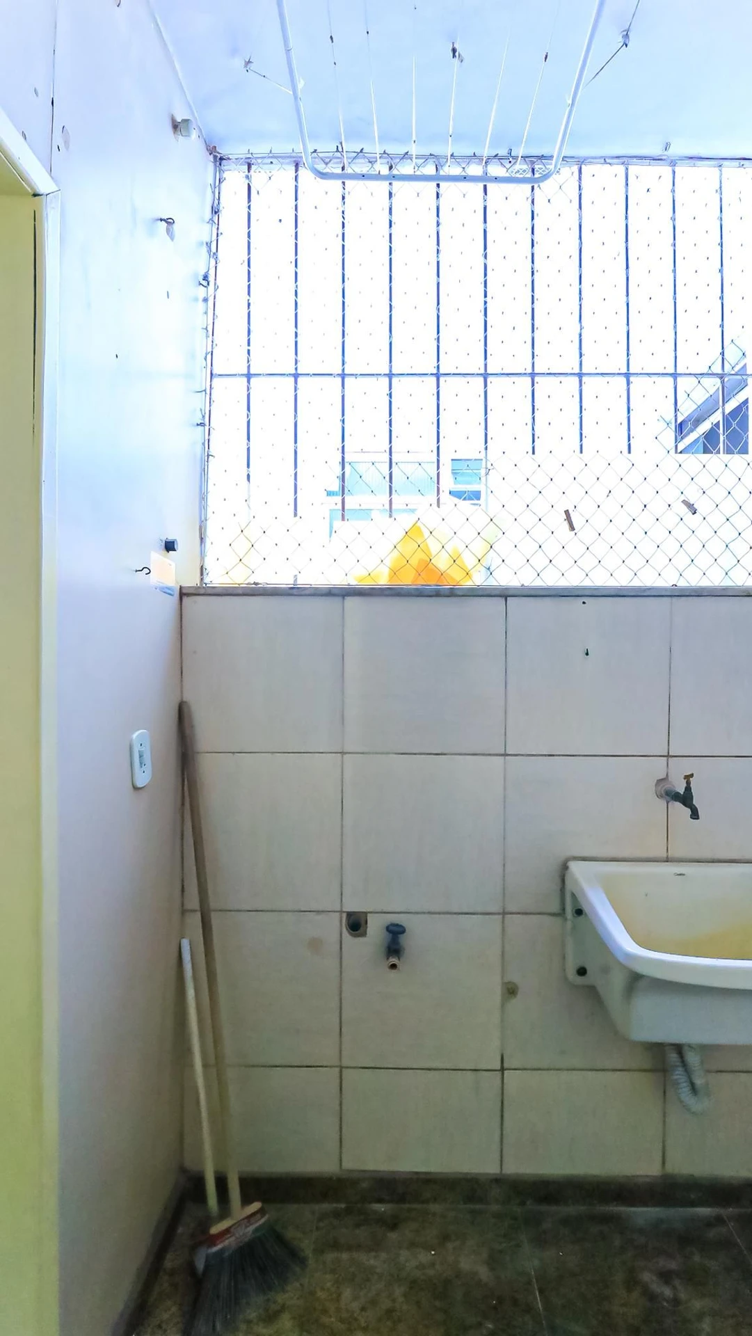 Apartamento com 2 quartos, varanda e cozinha equipada — photo 26