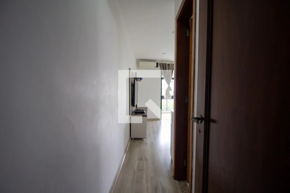 Furnished apartment with 3 en-suite bedrooms — photo 3