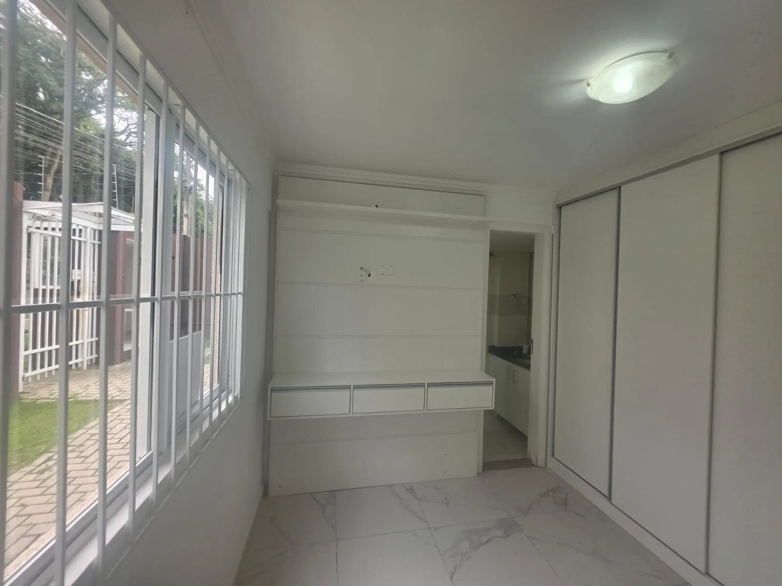 2-bedroom apartment, both with their own bathrooms, 47 m² — photo 23