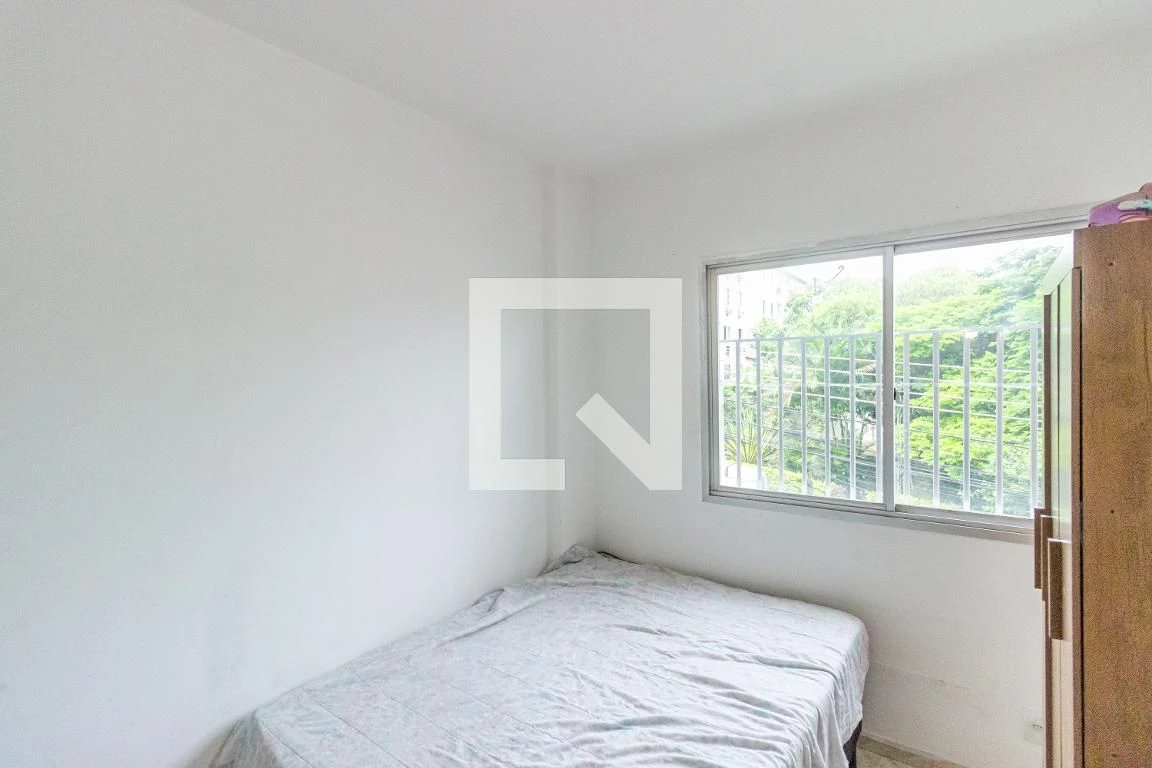 Furnished apartment with 2 bedrooms and a balcony — photo 14