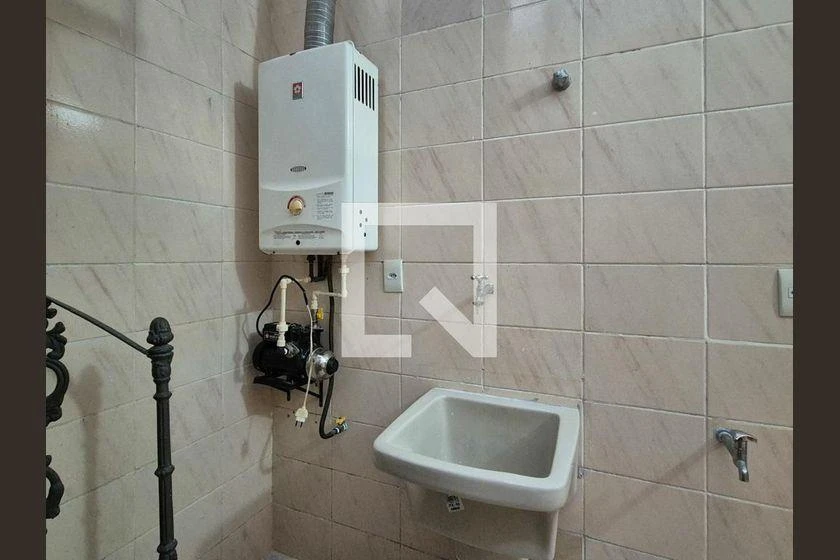 3-bedroom apartment with balcony, 202 m² — photo 44