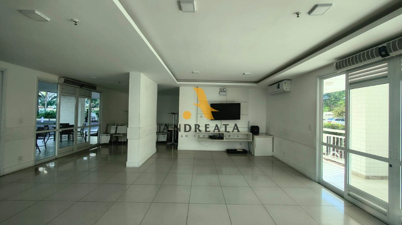 3-bedroom apartment with suite and enclosed balcony — photo 24