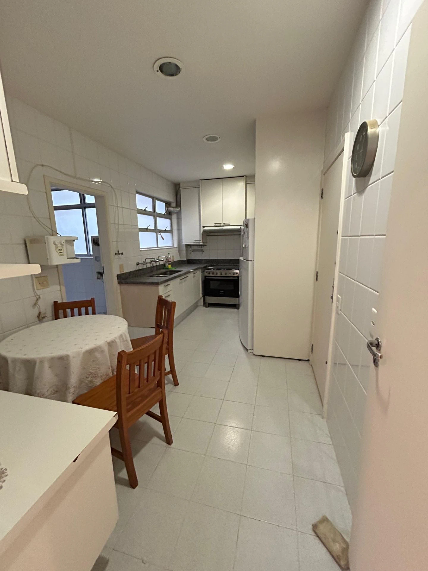 Furnished apartment, 185 m², with a washing machine — photo 2