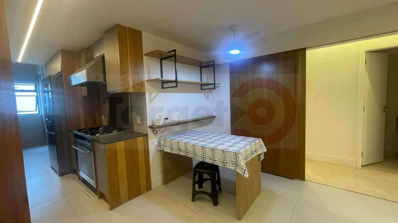 Вид на воду и 4 спальни: квартира 156 м² — photo 22