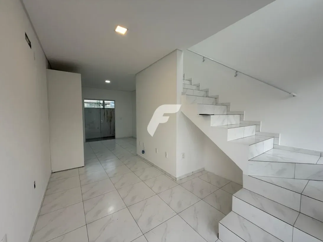 120 m² house with 2 en-suite bedrooms