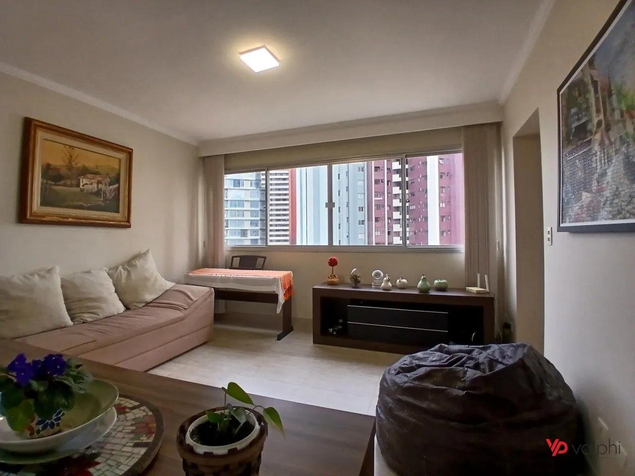 4-bedroom apartment with a walk-in closet in Curitiba — photo 5
