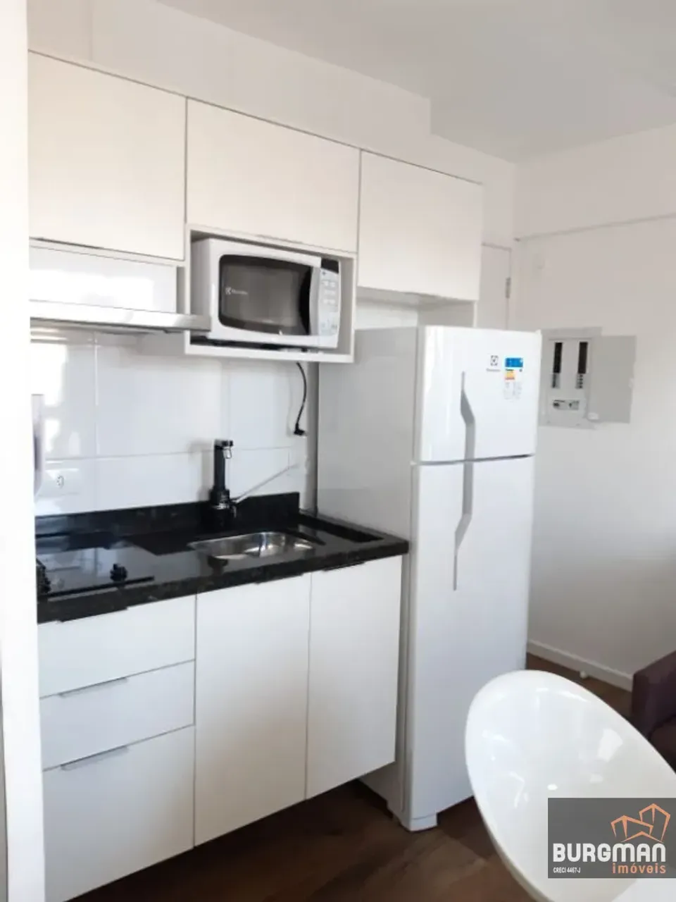 Furnished 21 m² studio on the 17th floor — photo 7