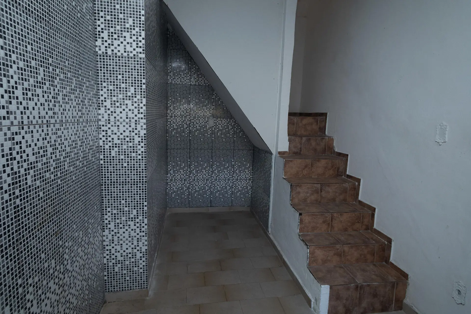Нерозмебльована квартира з 2 спальнями та приватним садом — photo 9