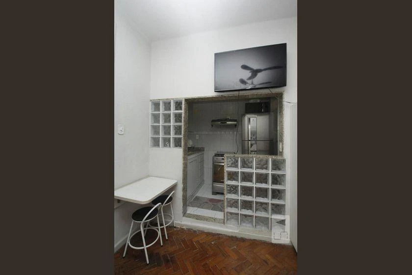 Furnished studio apartment with 1 bedroom — photo 2