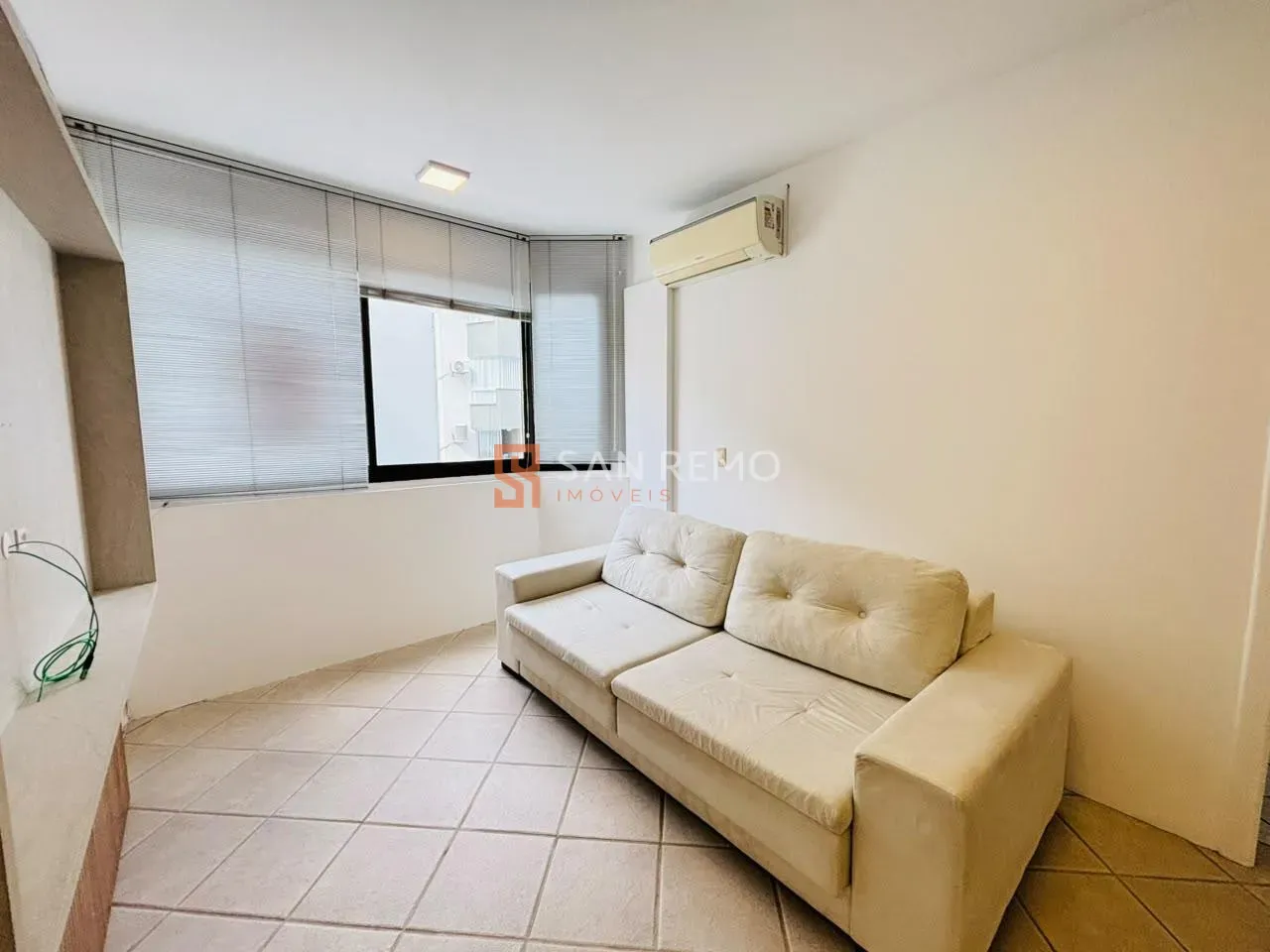 2-bedroom apartment with a washing machine — photo 17