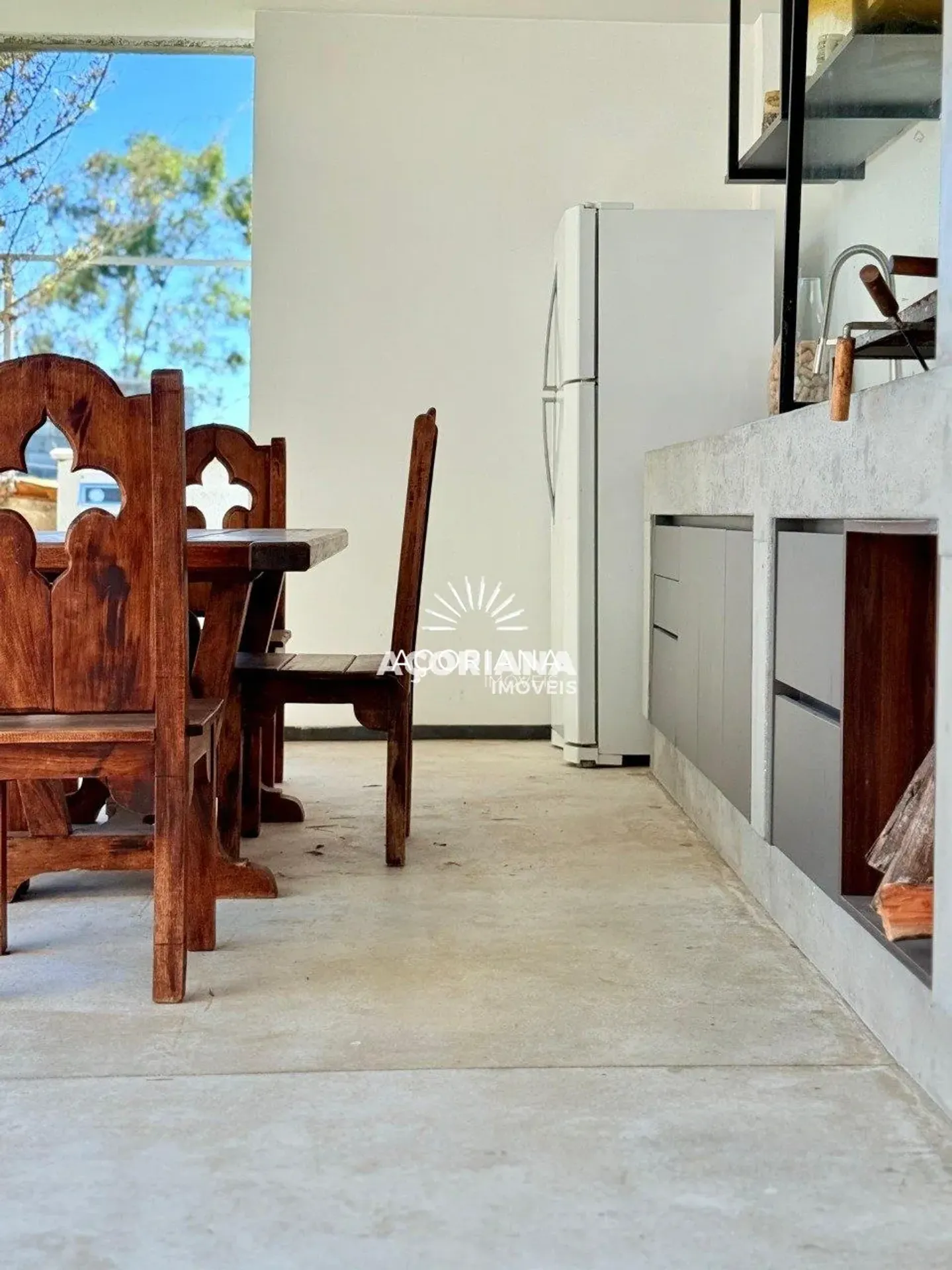 House with open-plan kitchen and 5 bedrooms over 558 m² — photo 20