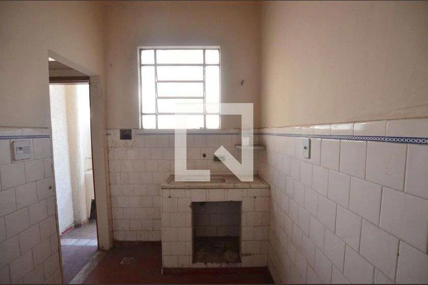 House with 1 bedroom and a separate kitchen at 100 m² — photo 9