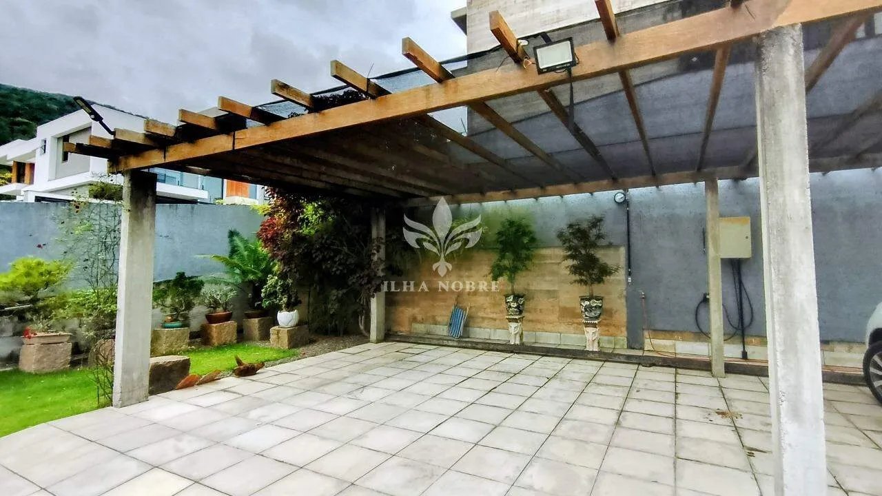 Casa de 2 dormitorios con vestidor en Florianópolis — photo 25