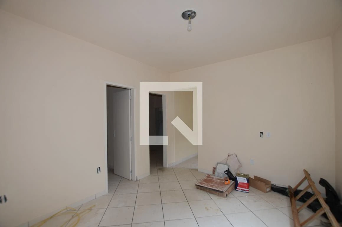 Будинок без меблів із вбудованою кухнею та приватним садом — photo 7