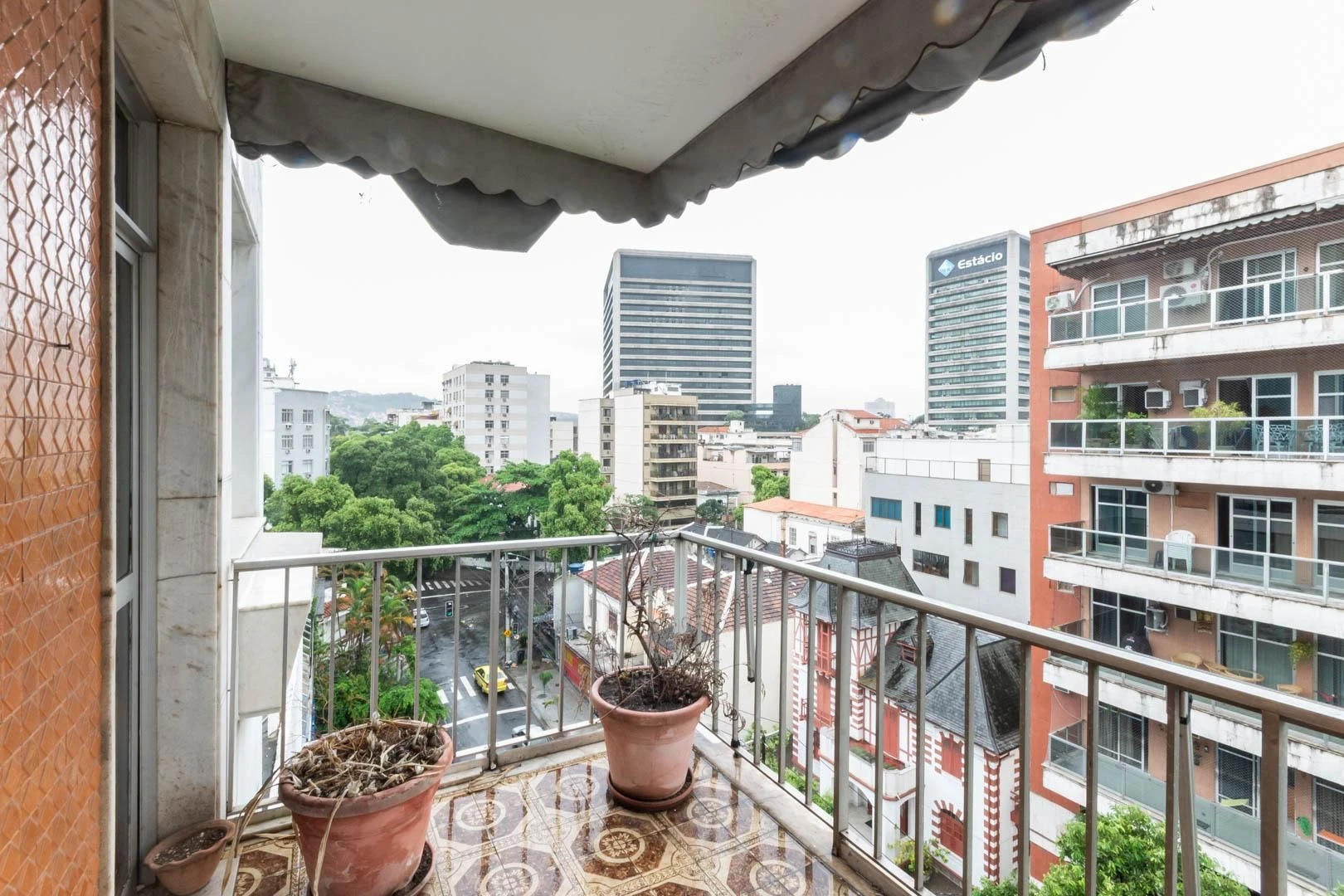 Rental apartment with 3 bedrooms and 1 en-suite