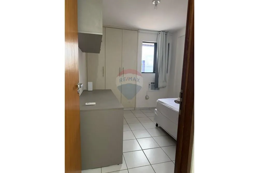 Квартира 85 м² з 3 спальнями та кухнею відкритого типу — photo 11