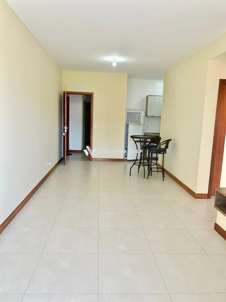 2-bedroom apartment with a water view in Florianópolis
