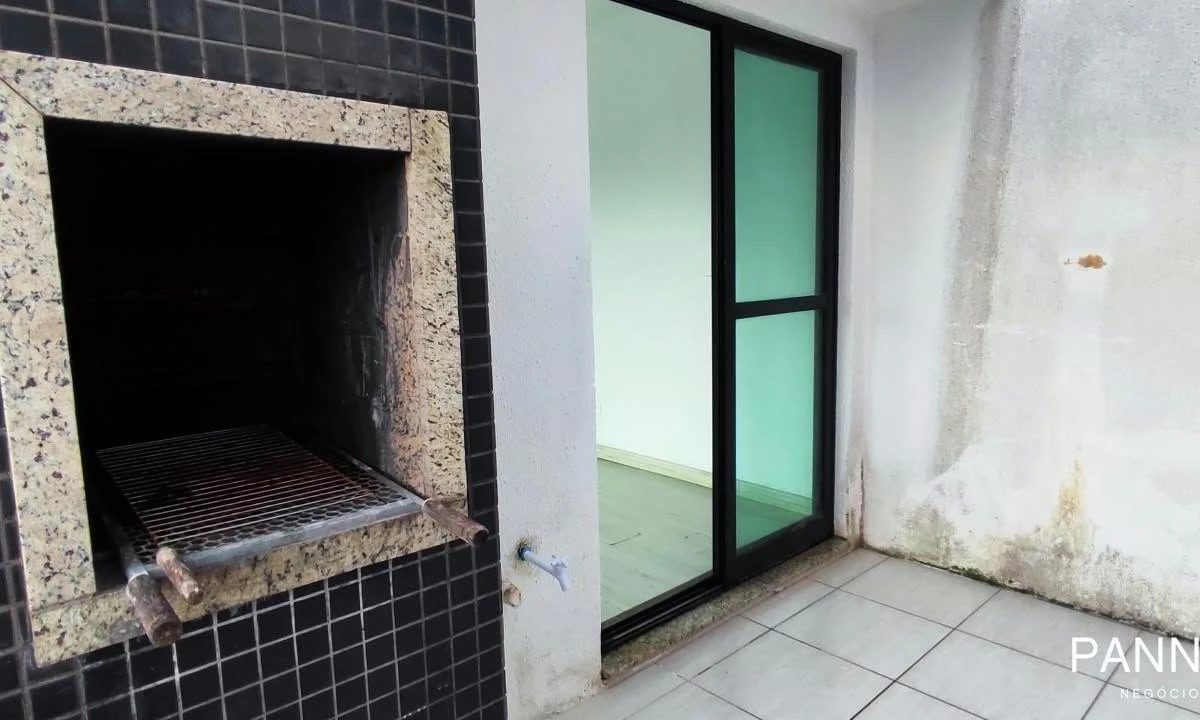 2-bedroom apartment with a grill on the balcony — photo 12