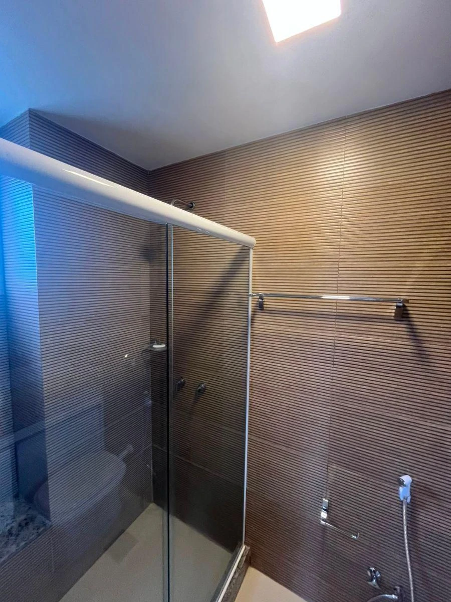 Apartamento de 2 quartos com 3 banheiros e cozinha a gás — photo 16