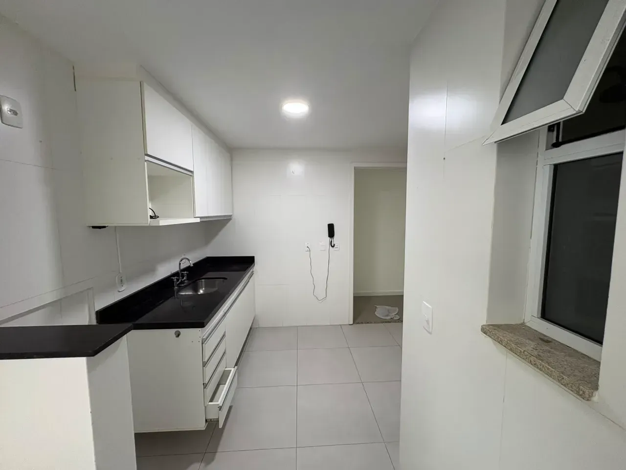 Apartamento sem mobília com 3 quartos e 2 banheiros — photo 12