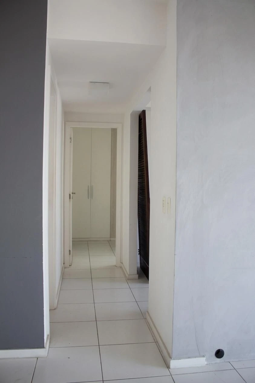 2-bedroom apartment with a glass-enclosed balcony — photo 26